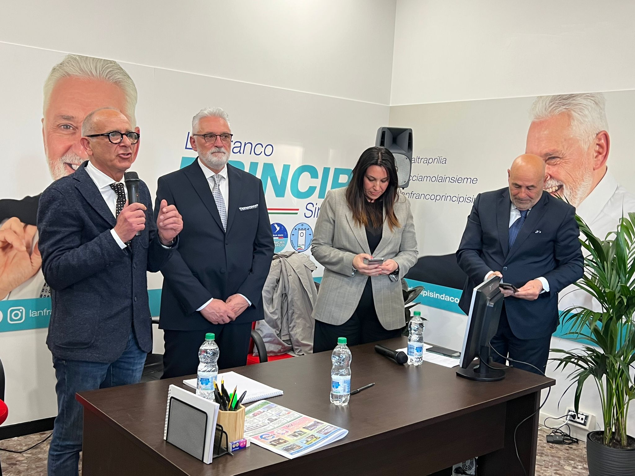 l'inaugurazione del point elettorale di Lanfranco Principi