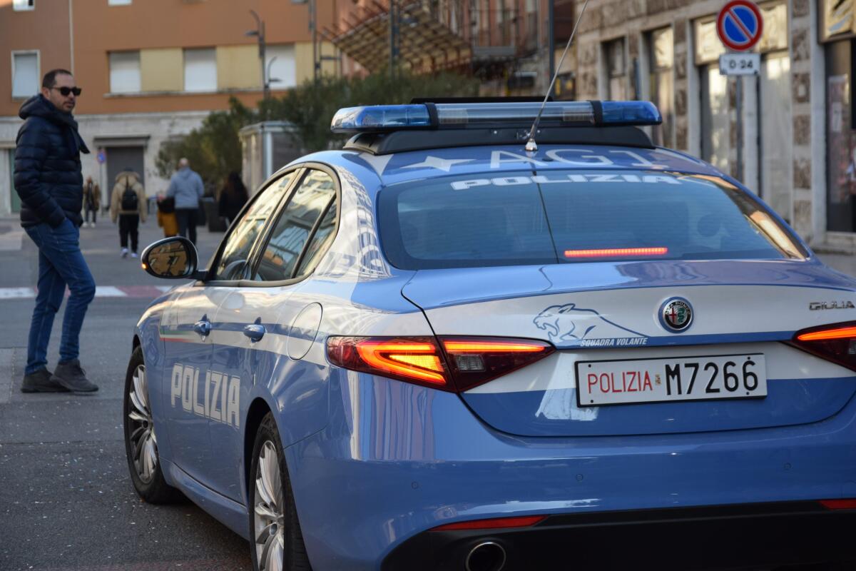 Giovane di Fondi in manette per maltrattamenti in famiglia, estorsione e spaccio di stupefacenti. Lo aveva denunciato la madre. - 