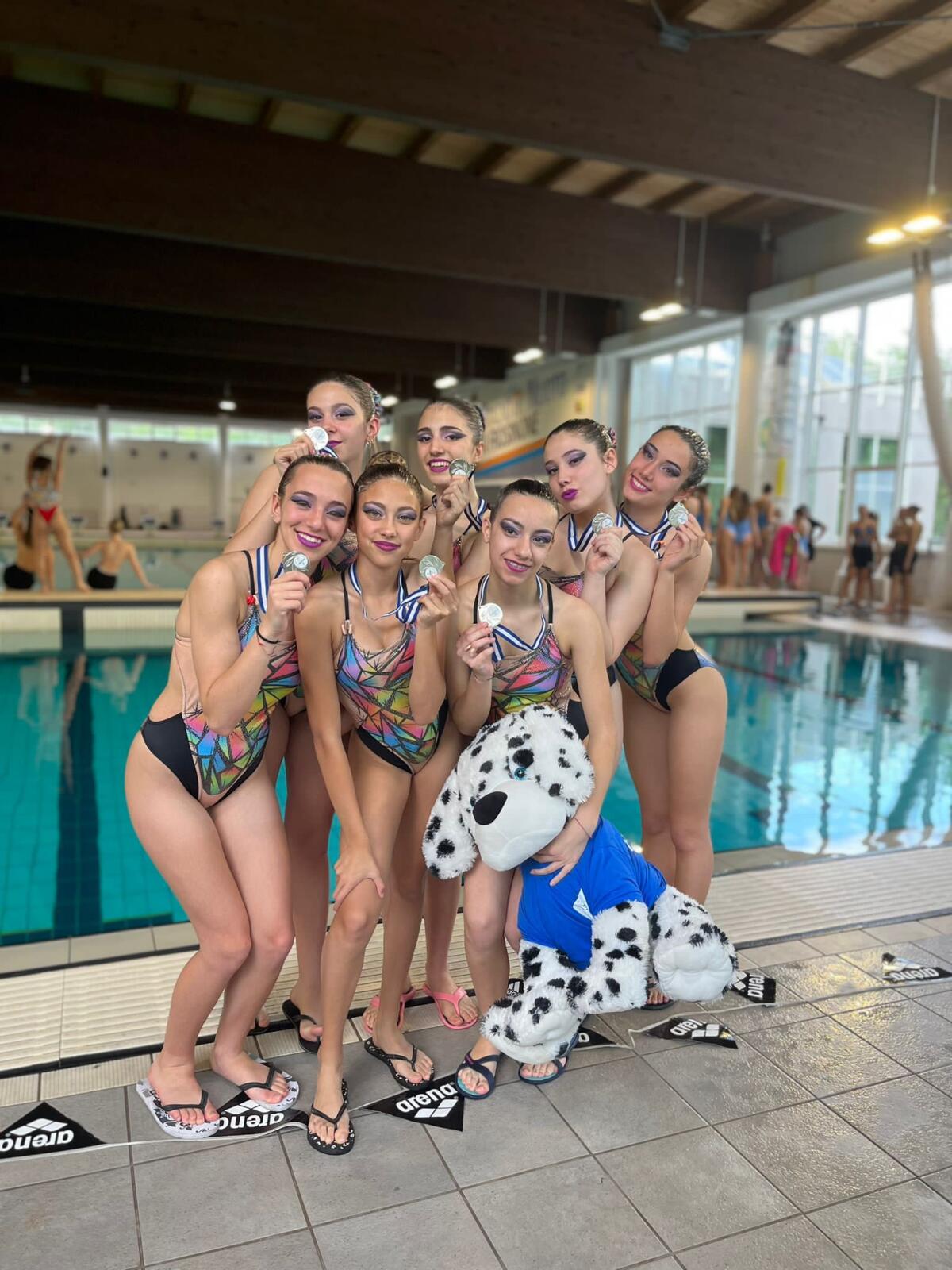 Pioggia d’argento per le sincronette Aquaria alle finali regionali Confsport - 