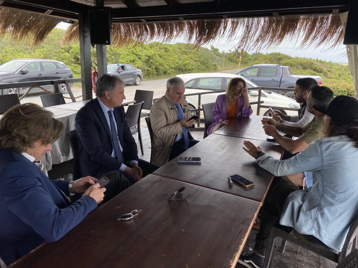 Chioschi incendiati sul lido di Latina: il senatore Nicola Calandrini incontra i gestori. - 