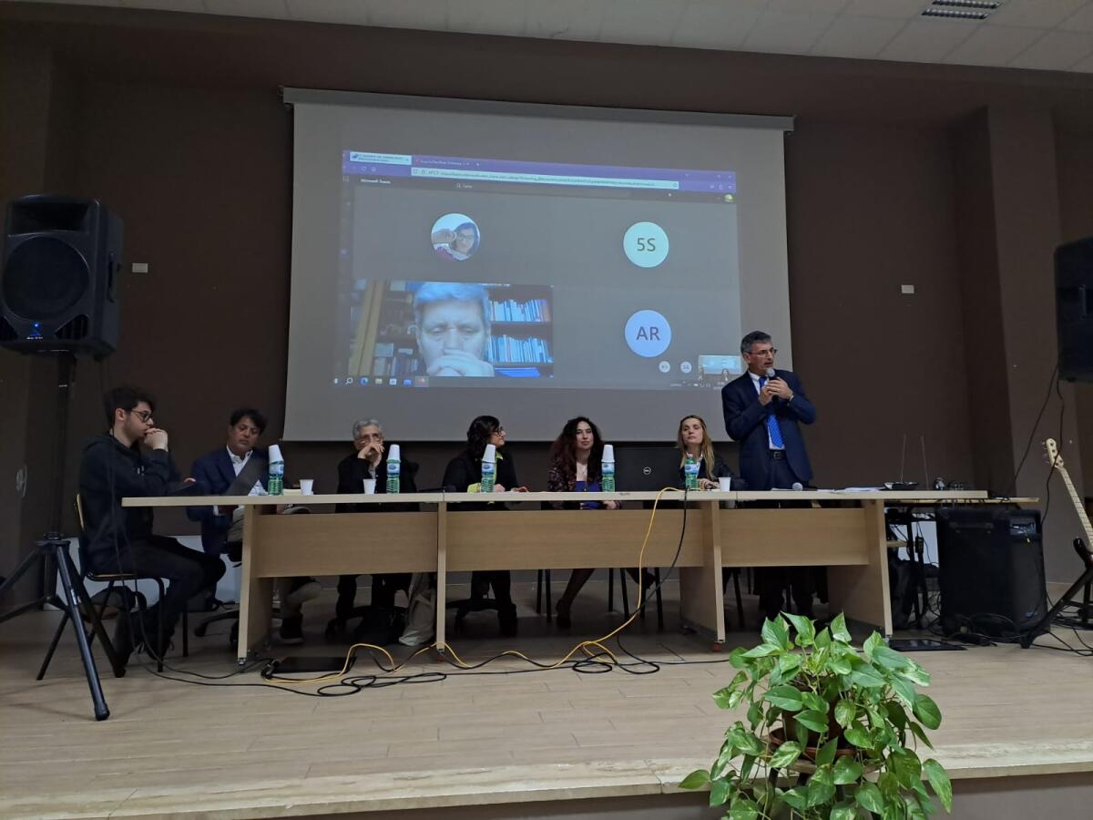 La Giustizia riparativa raccontata da Agnese Moro al Rosselli di Aprilia - 