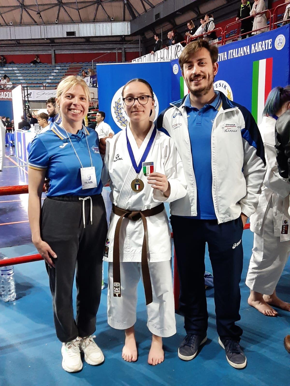Elena Gargiulo, giovane atleta di Latina, campionessa nazionale di karate. - 