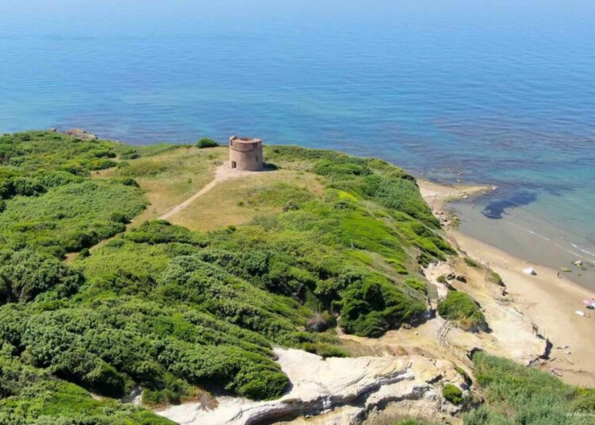 Escursione nella riserva di Tor Caldara con il Cai di Aprilia - 