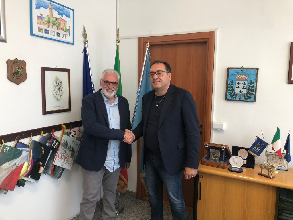 Lanfranco Principi ed Antonio Terra al passaggio di consegne