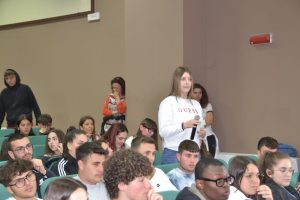 Studentessa Rosselli alla conferenza sulla Giustizia riparativa -Foto di Catello Grimaldi