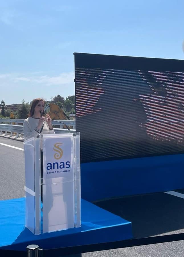 la cerimonia di riaperture del ponte Badino a Terracina