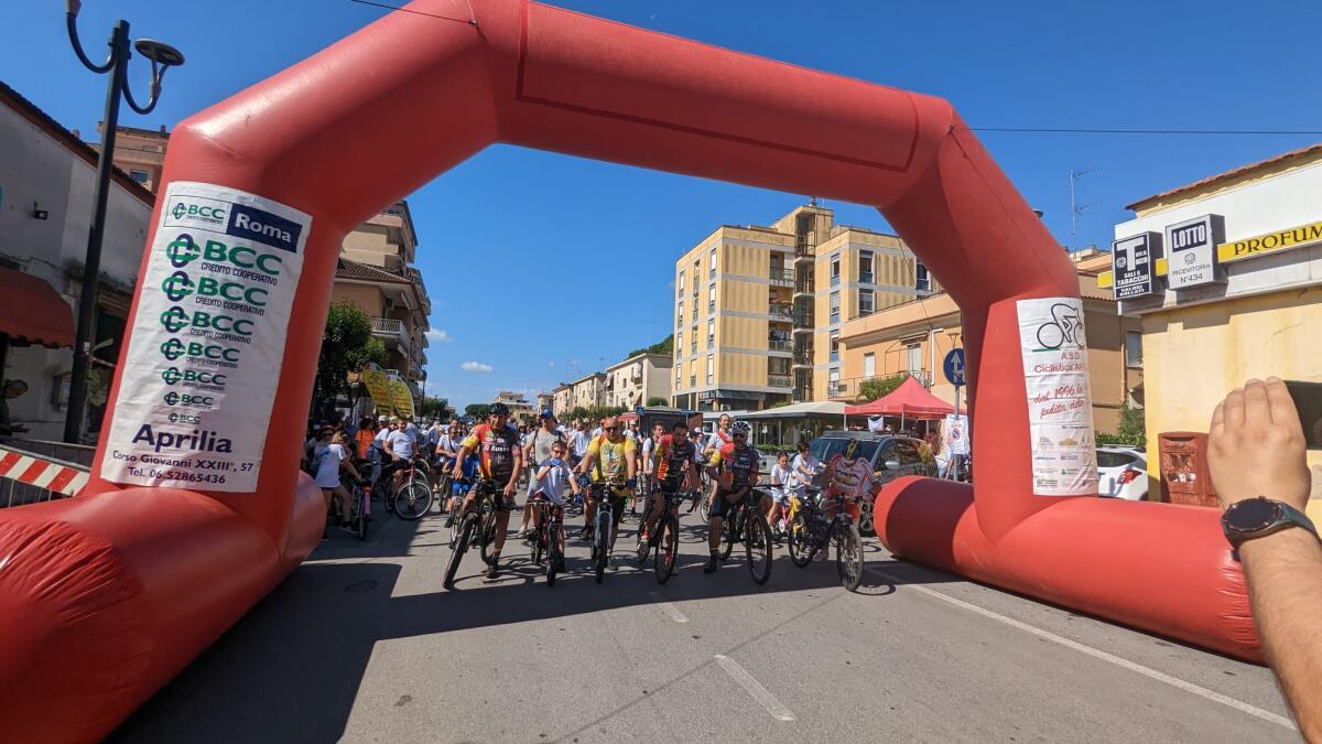 APRILIA - Pedalata per un Raggio di Sole, un successo - 