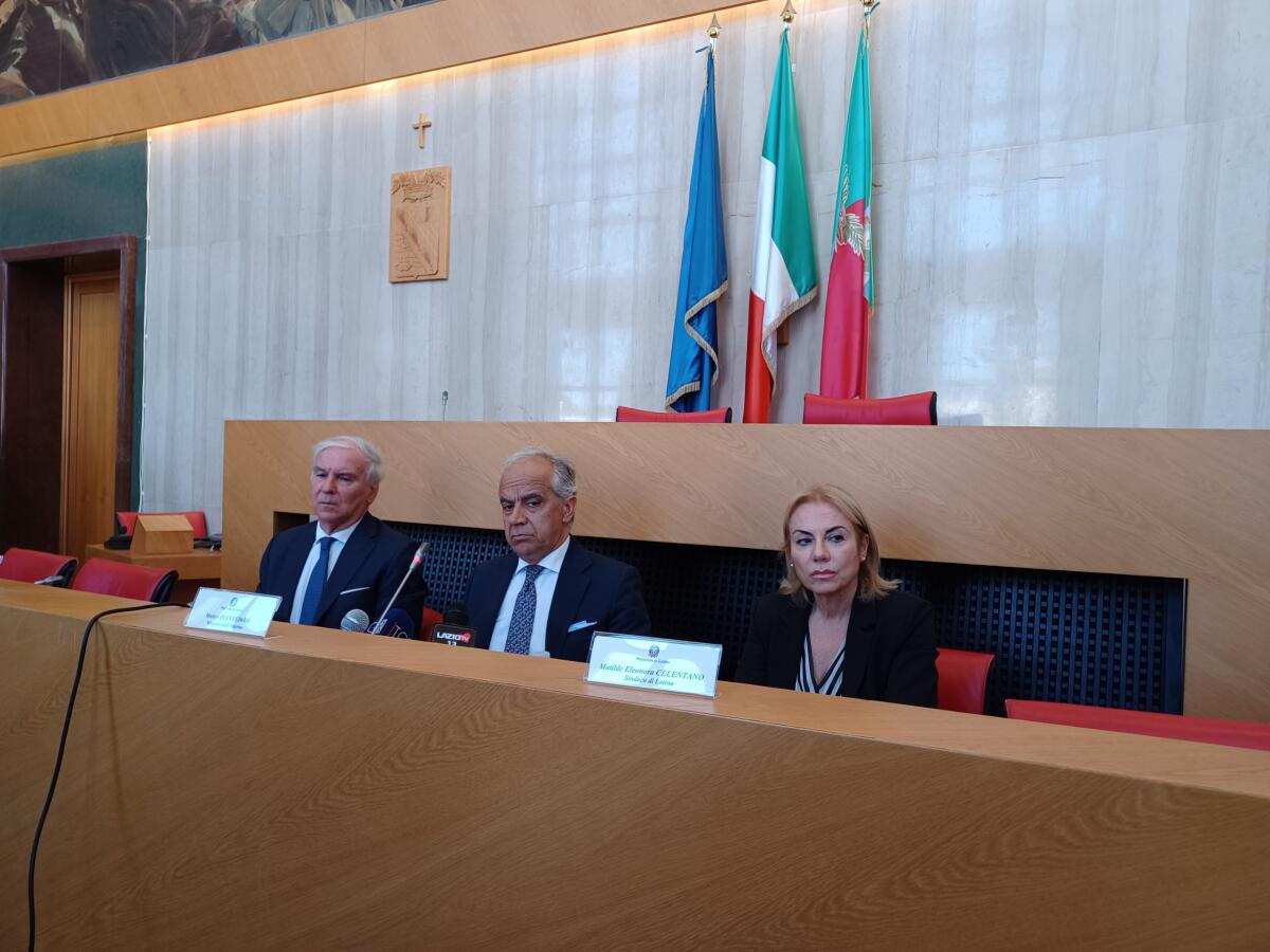 Il Ministro Piantedosi ieri a Latina per il Comitato per l’Ordine e la Sicurezza Pubblica: “Commissariato ad Aprilia entro un anno”. - 