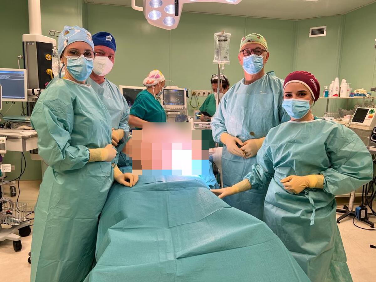 Intervento chirurgico record al San Filippo Neri: asportato un tumore ginecologico di 45 kg - 