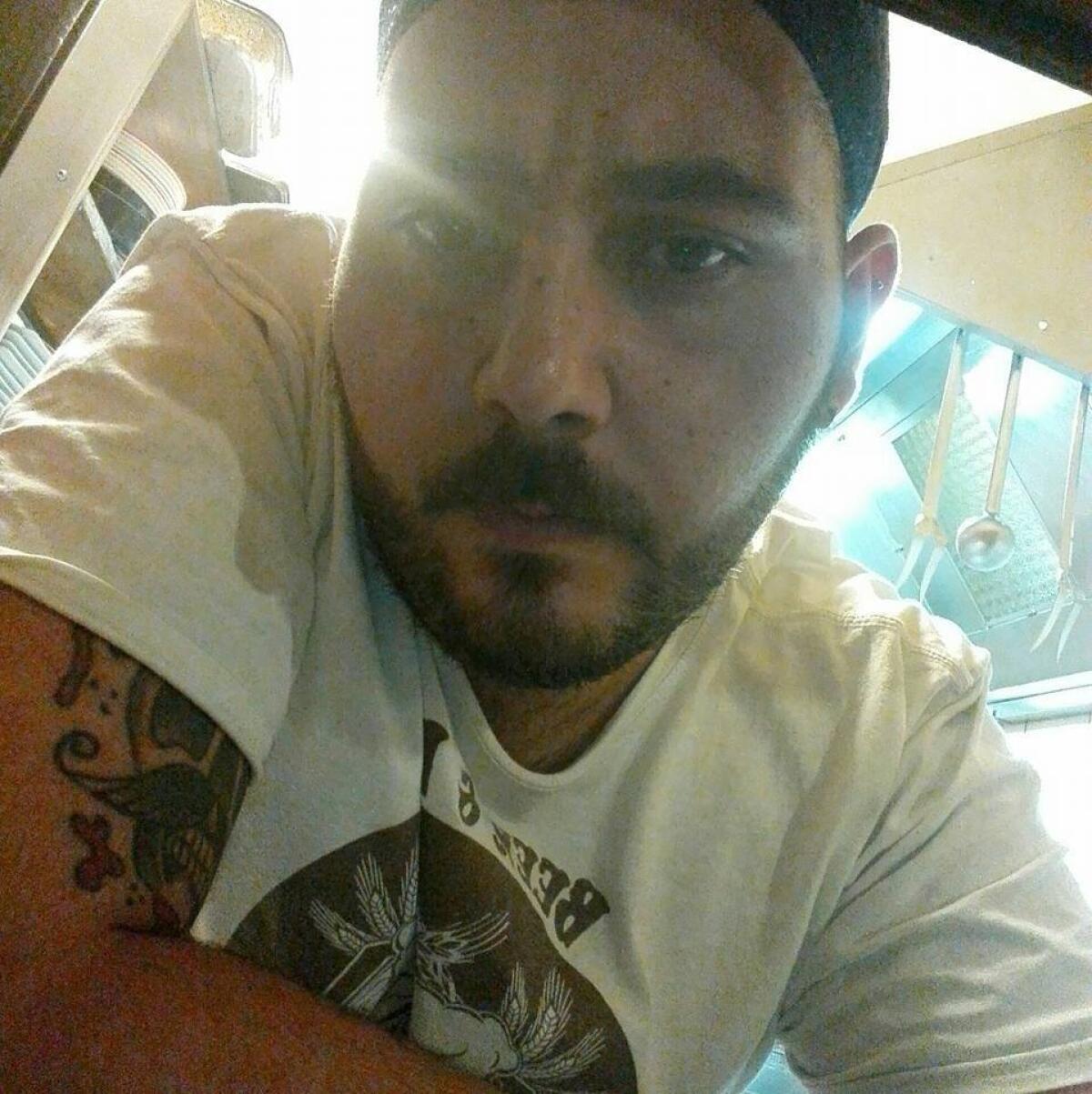 34enne muore sul lavoro travolto da un'esplosione in un cantiere - 