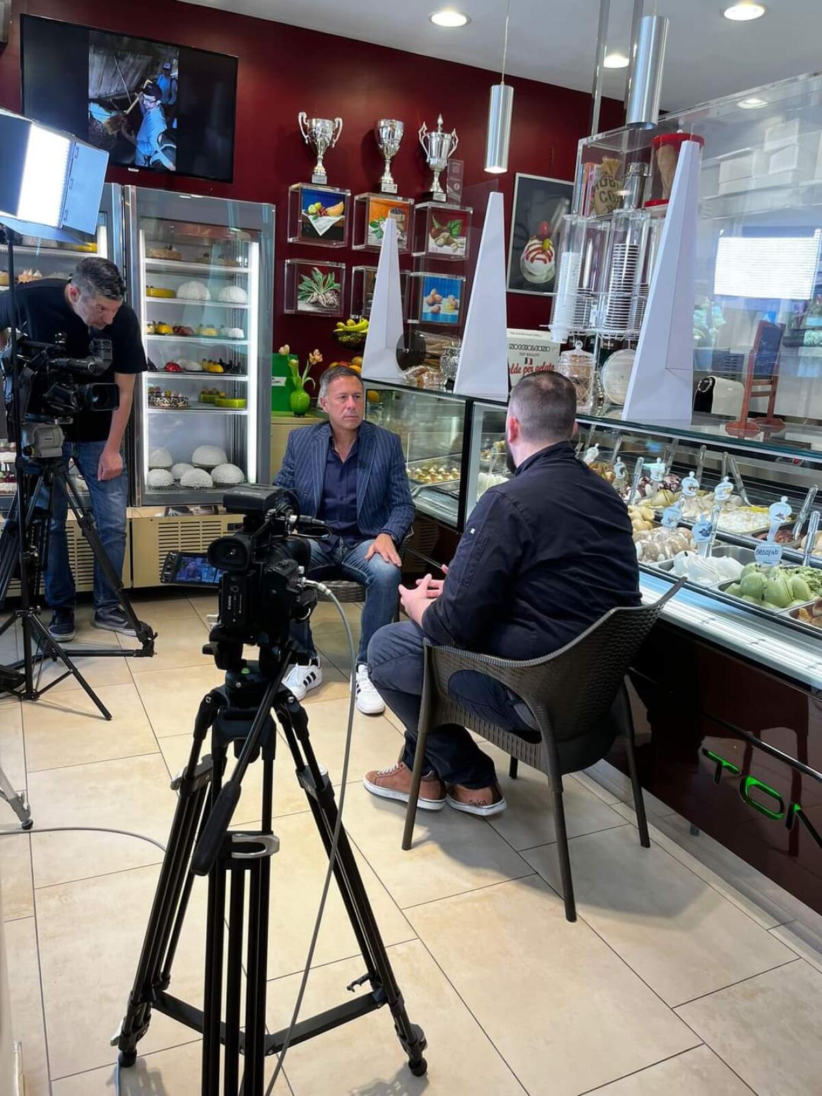 APRILIA - Valerio Esposito torna ospite della trasmissione "Mi manda Rai Tre" per parlare questa volta di gelato. - 