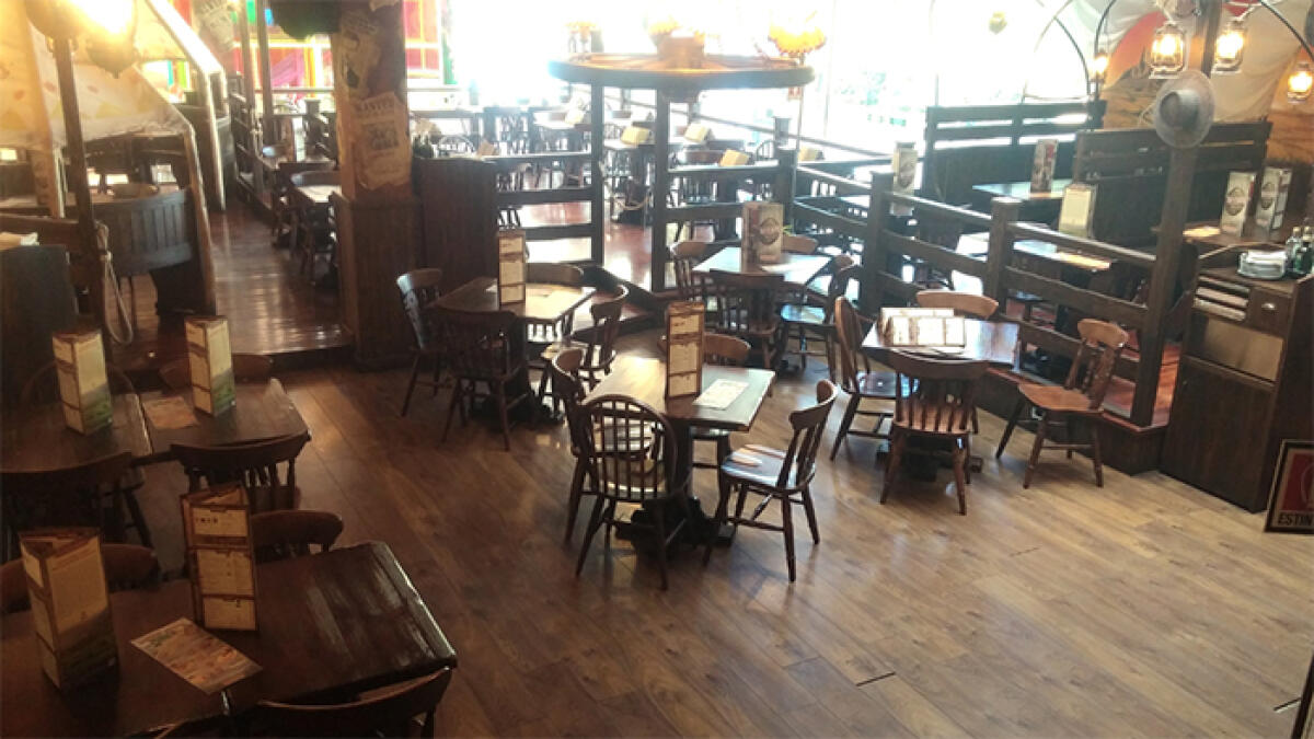 Colpo da 20mila euro all’Old Wild West di Aprilia, sulla Pontina: i banditi fuggono con la cassaforte. - 