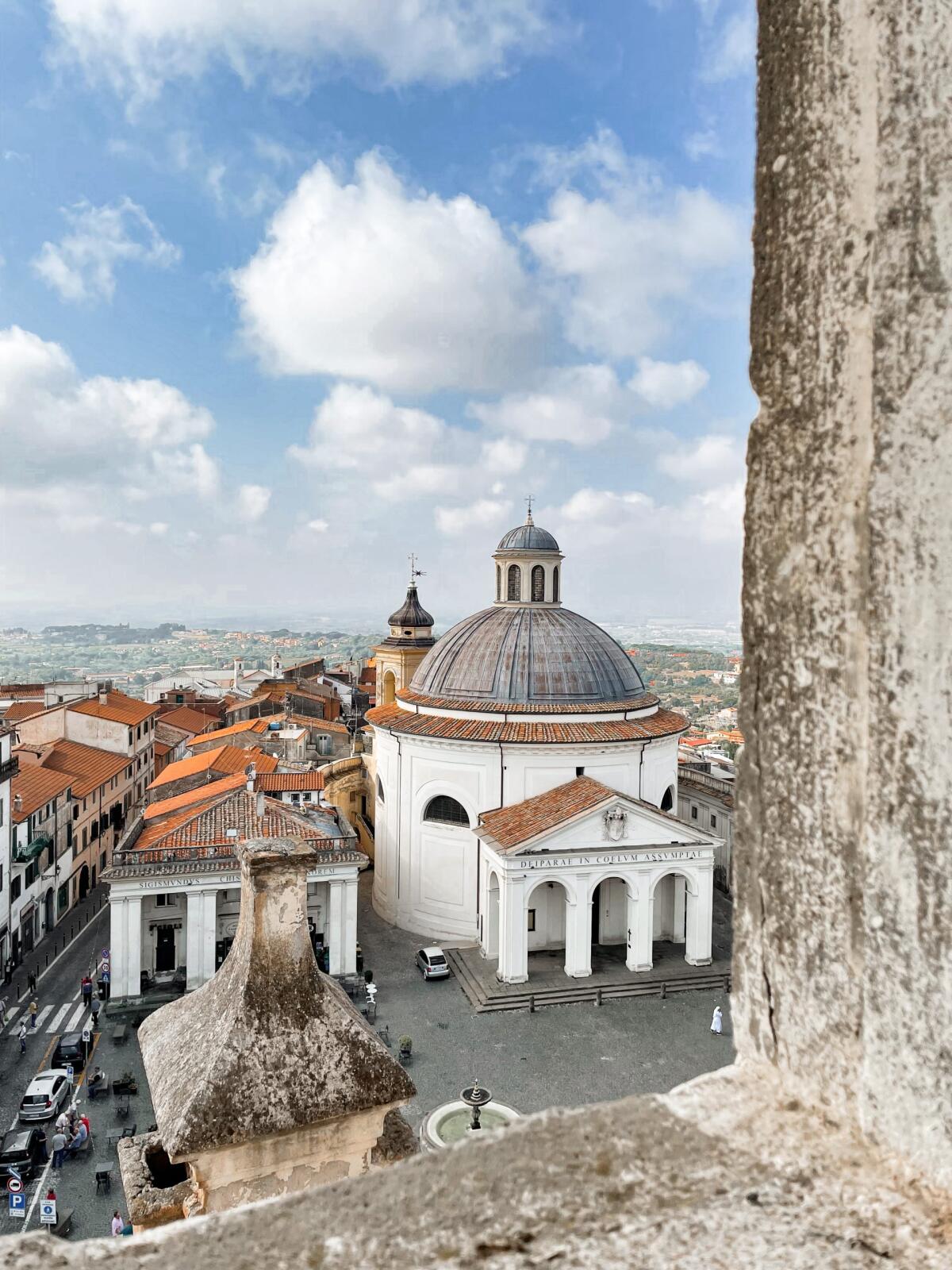 Riprese cinematografiche nel centro storico di Ariccia: modifiche alla viabilità sino a questo mercoledì. - 