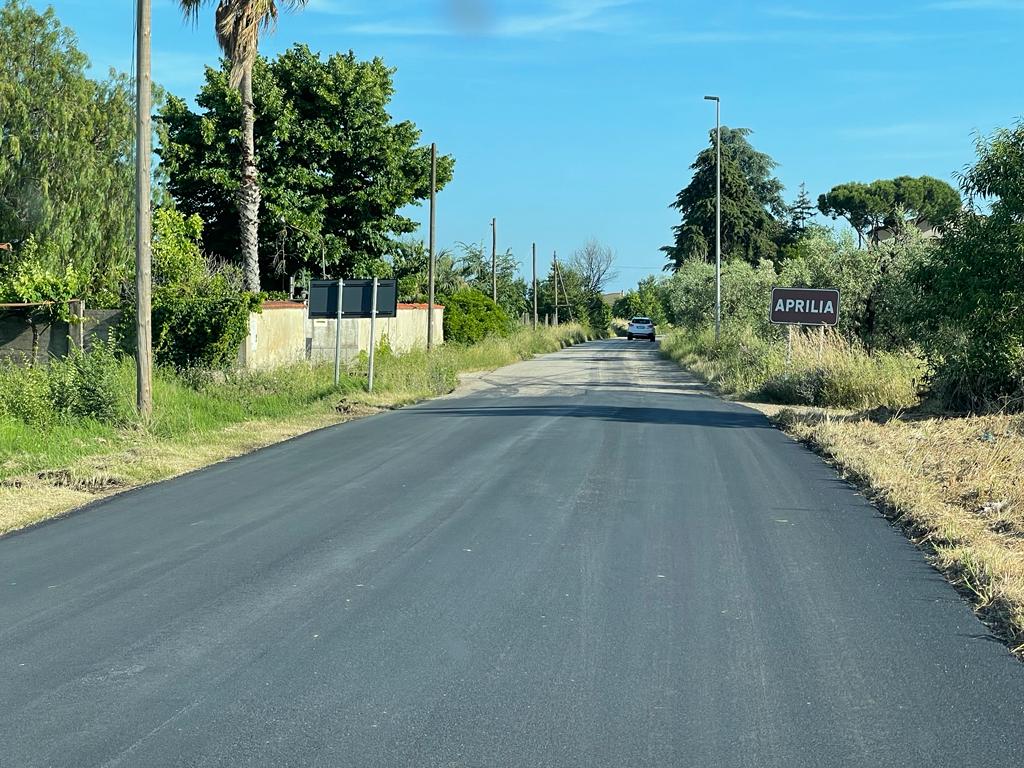 i lavori in Via Astura a Lanuvio