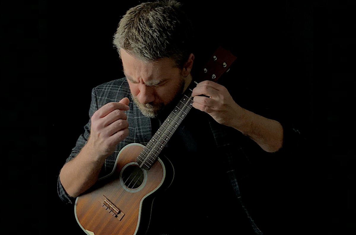 Questa sera al 59esimo “Festival Pontino di Musica”, a Cisterna, il concerto dell’ukulelista Giovanni Albini. - 