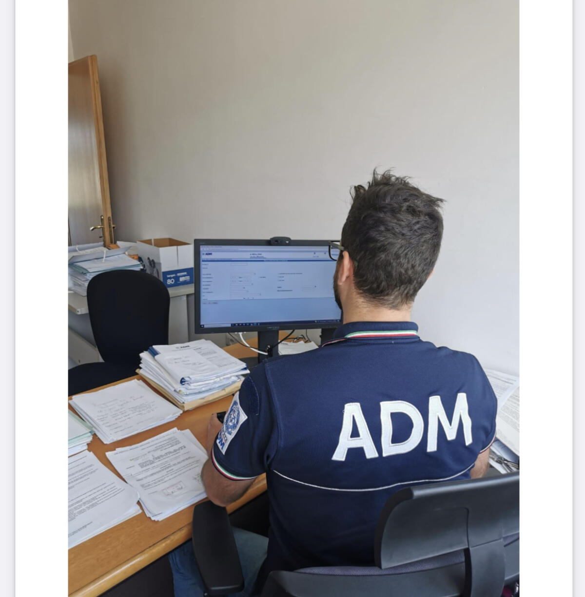 Le Dogane di Gaeta consegnano ai vigili del fuoco di Latina 36mila litri di gasolio sequestrati - 