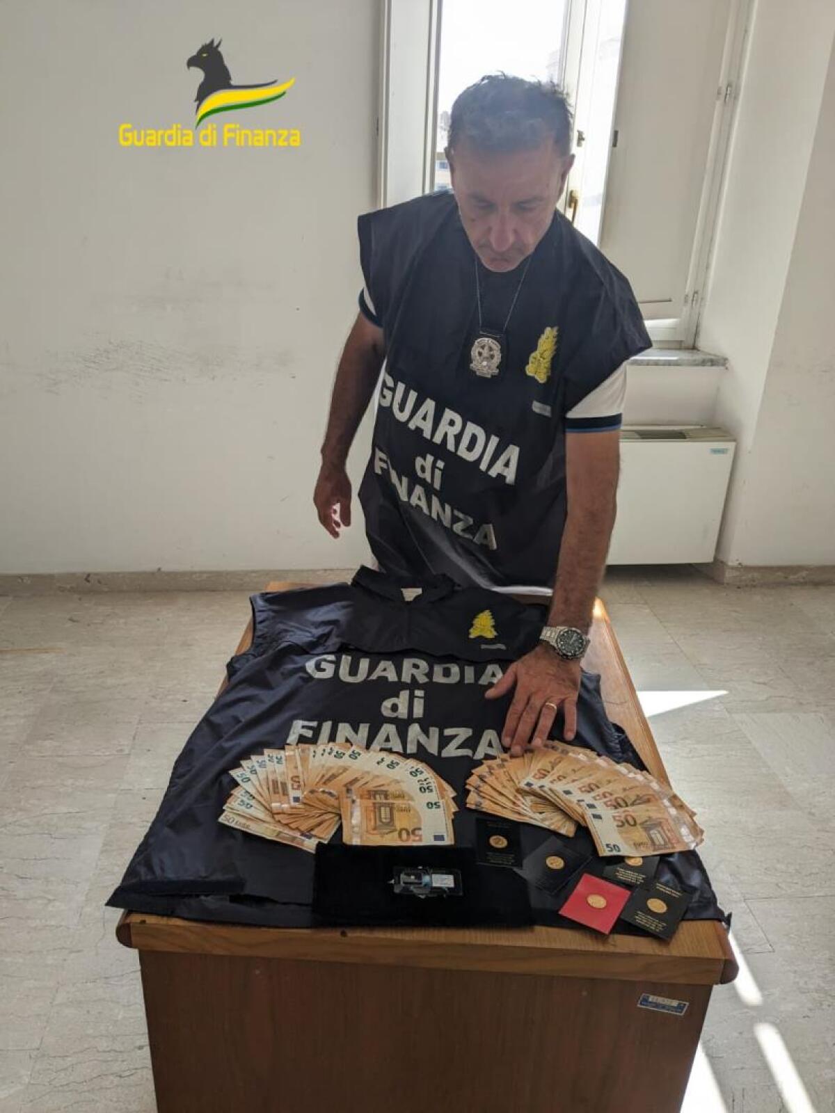 (VIDEO) Quindici arresti per corruzione e contrabbando: imprenditori gestori di impianti ad Anzio, Albano, Aprilia e Lanuvio e militari dell'Aeronautica - 