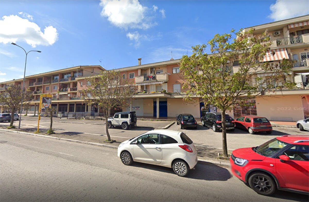 Terza rapina ad Aprilia, dove domenica è stato preso di mira Eurosugelati.  Giovedì il colpo a Eurospin, sabato ad Acqua e Sapone - 