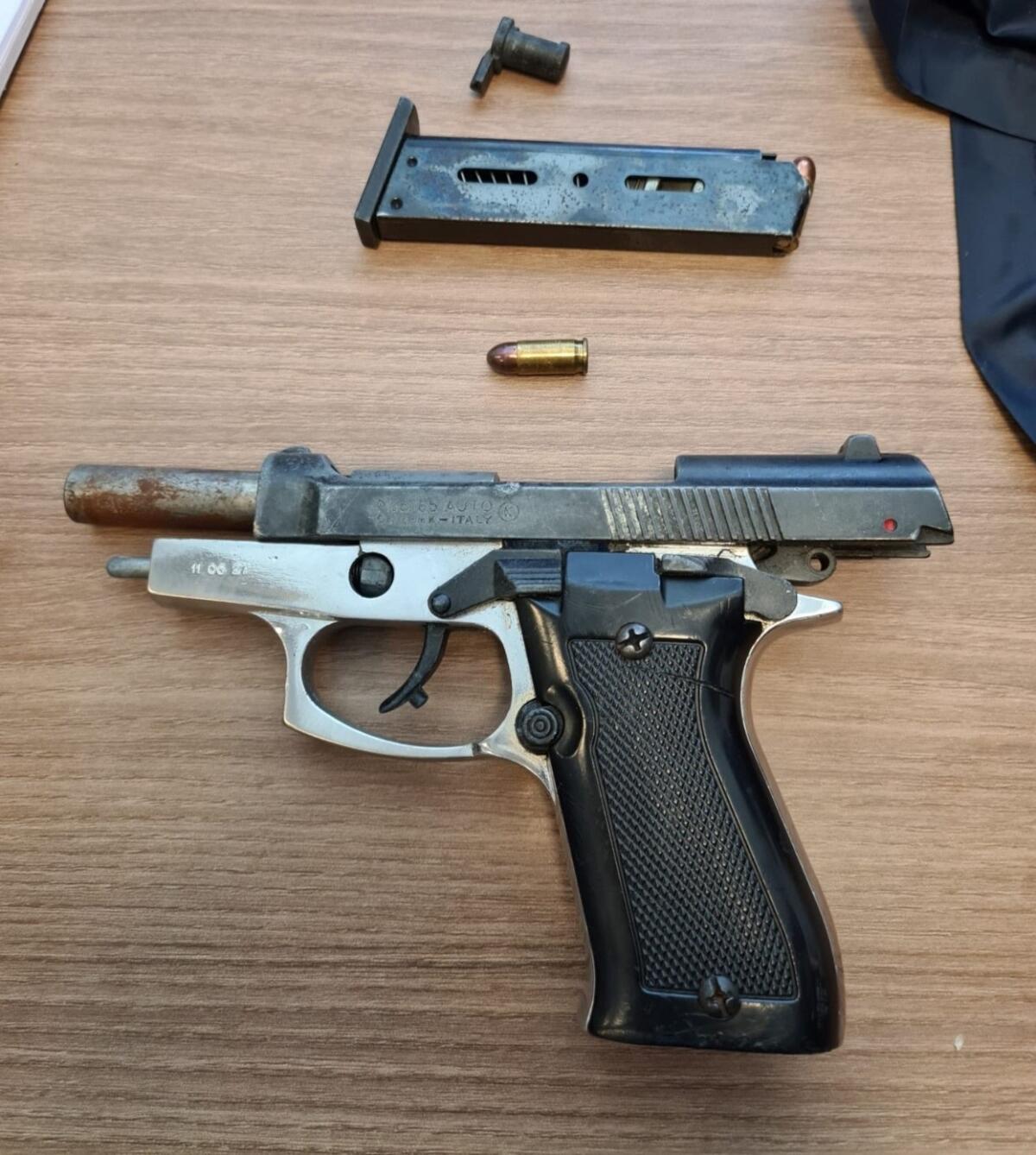 Indagini sul tentato omicidio di Gustavo Bardellino: un arresto ed una denuncia a Formia. Sequestrata una pistola. - 