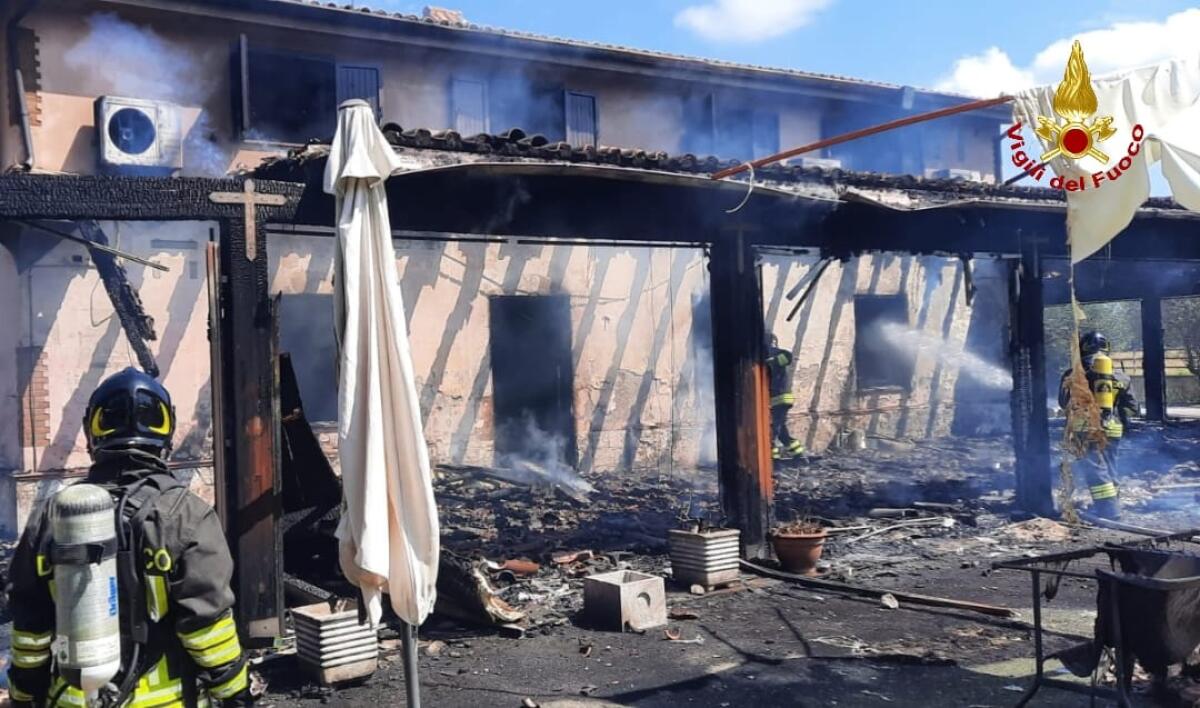 Fiamme in un ristorante di Borgo Santa Maria, a Latina - 