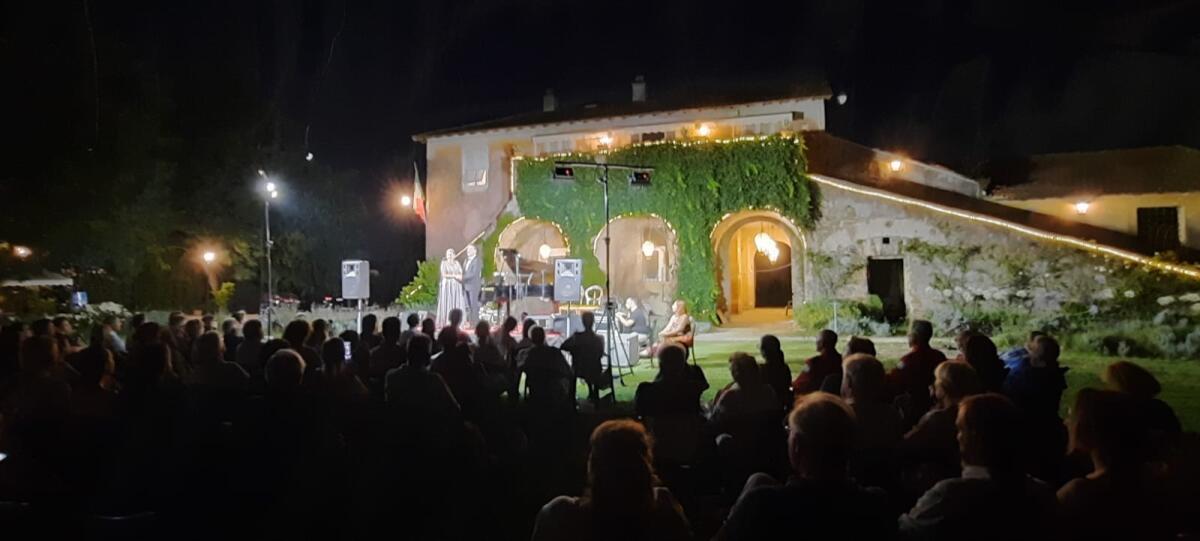 “InCanto a Carano”, il pubblico di Aprilia risponde con entusiasmo al primo Galà d’Opera sotto le stelle. - 