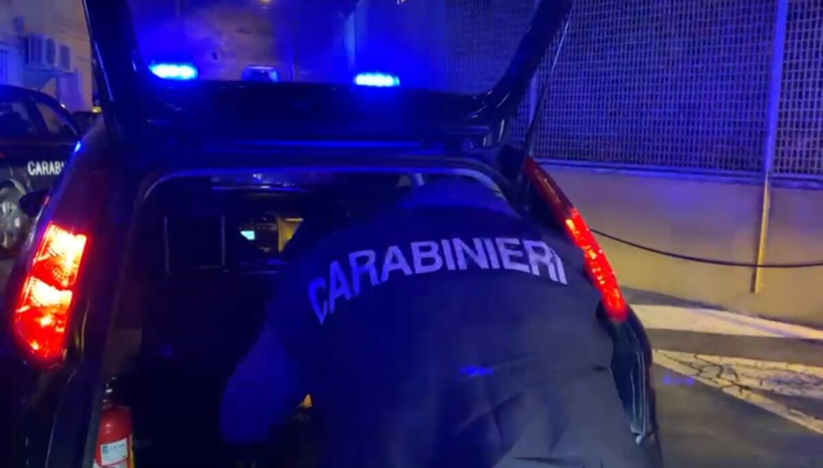 Rissa in piazza, i carabinieri arrestano 4 uomini e denunciano un minore - 