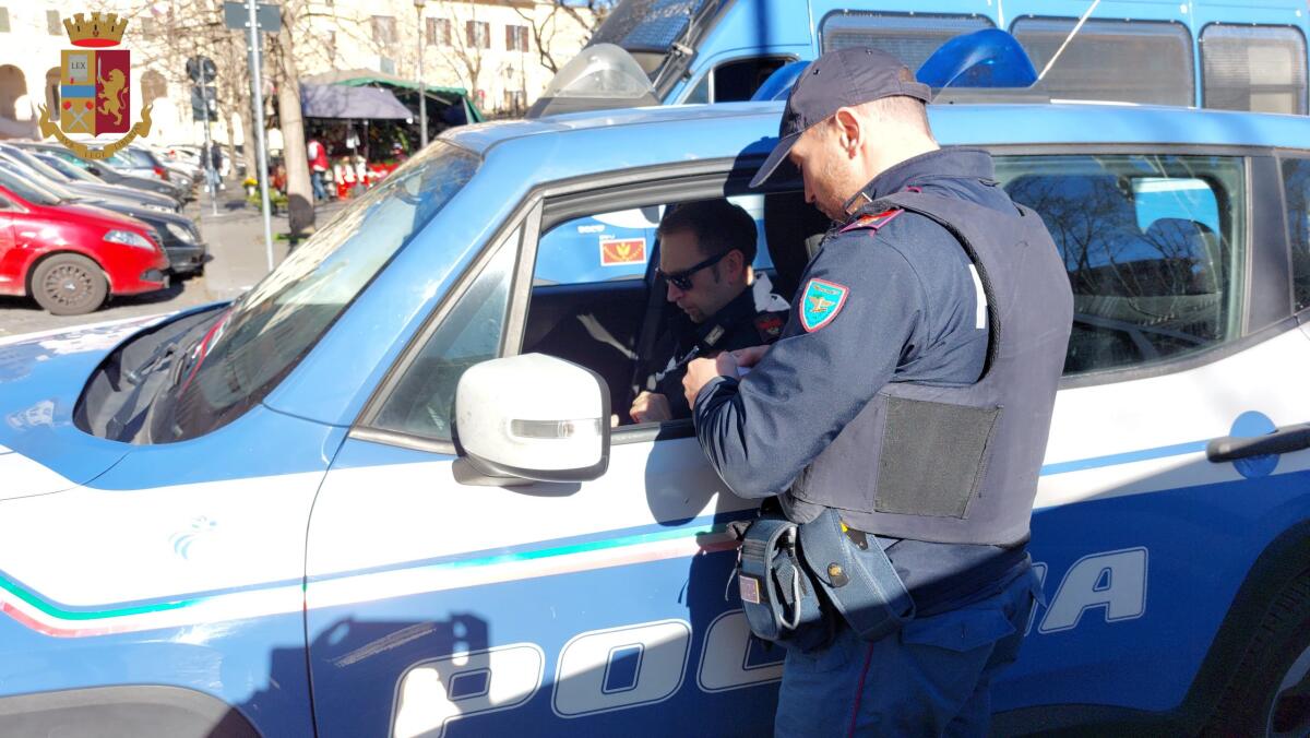 Controlli della Questura di Latina in tutta la provincia: 589 persone e 273 veicoli controllati, 12 le violazioni al Codice della Strada. - 
