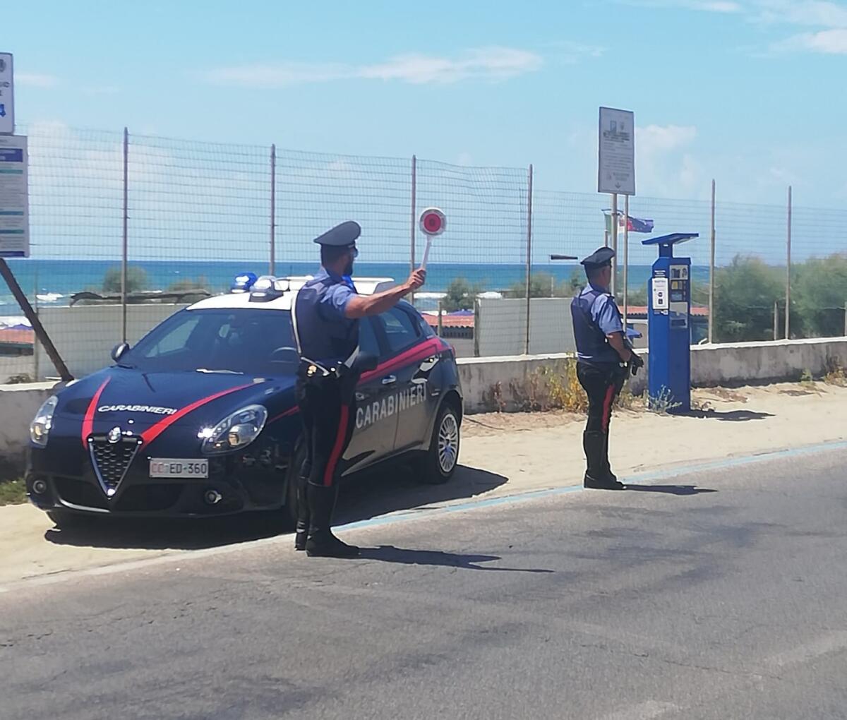 Pomezia - Arrestato un minorenne italiano per tentata rapina e lesioni personali - 