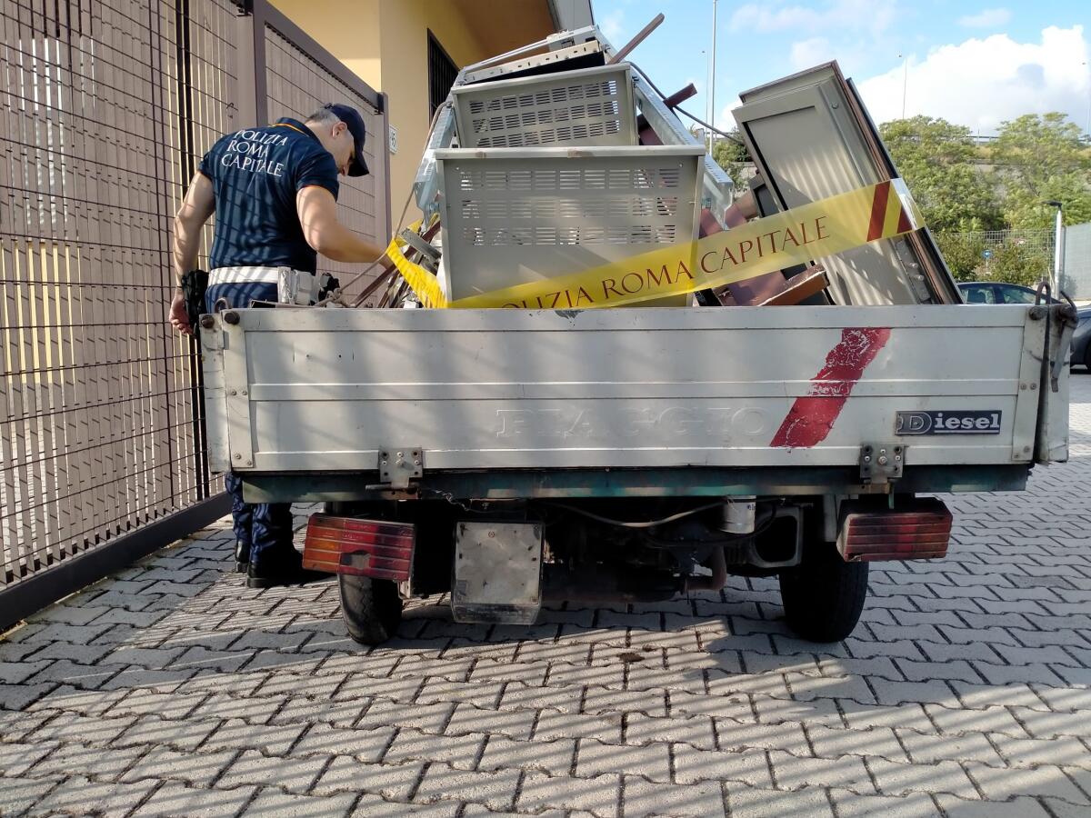 Discariche abusive, sequestri e multe - 