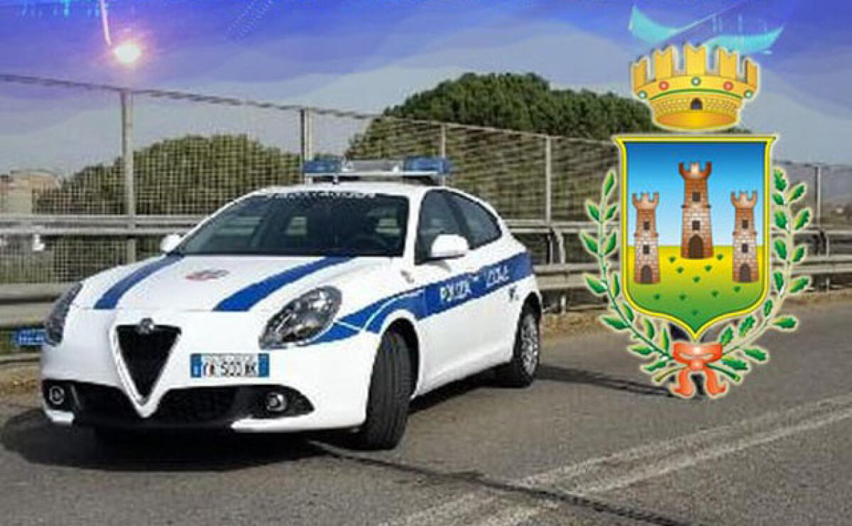 Cisterna - Minorenne alla guida di una Panda utilizzata per una rapina. L'intervento della Polizia locale e dei Carabinieri - 