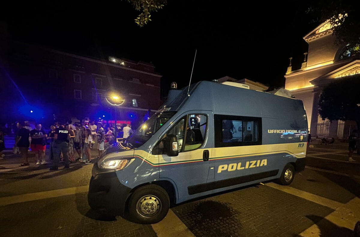 Controlli per il Ferragosto tra Anzio e Nettuno. Una denuncia per imbrattamento ed un locale sanzionato. - 