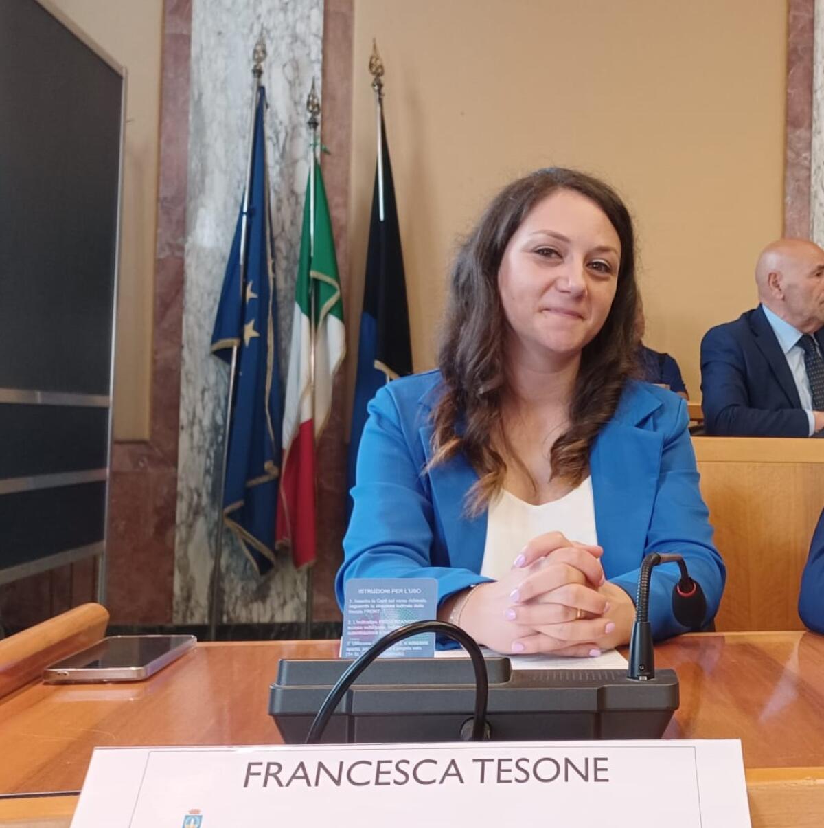 Vandali a Borgo Faiti, l'assessora Tesone incontra il Parroco: "Organizzeremo una Festa" - 