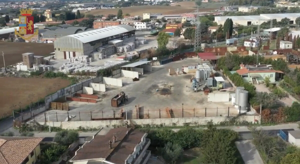 Operazione Dark Side ad Aprilia sullo scarico illecito di rifiuti: confisca di beni per 10 milioni di euro - 