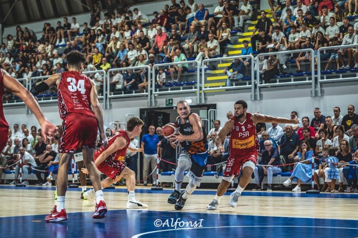 Basket - Latina supera la Luiss Roma nella Supercoppa di A2 - 