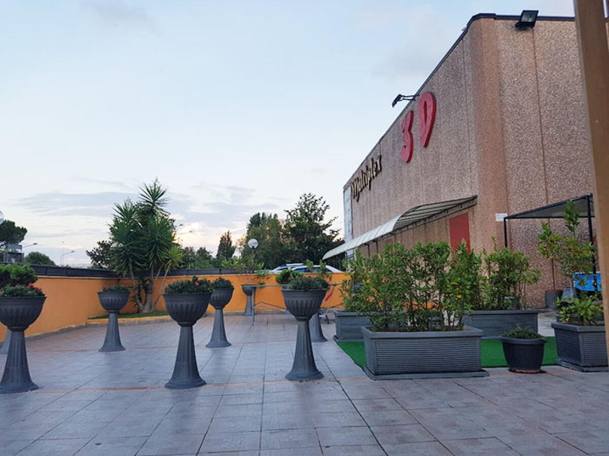 Riapre il cinema Multiplex Village di Aprilia. Lavori in corso e nuova proprietà. - 
