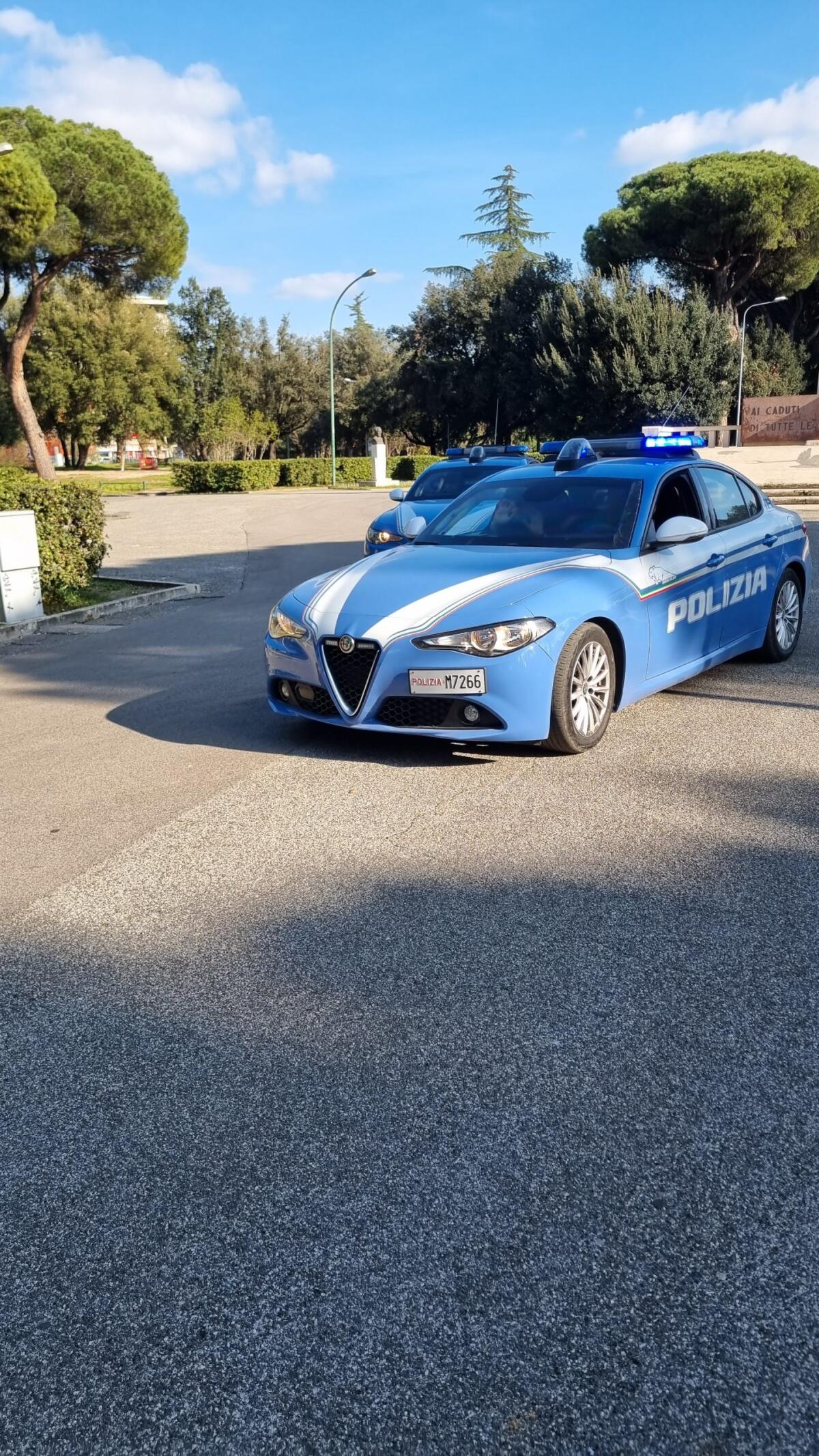 Rapina all'Istituto Marconi di Latina, poi in un'osteria: in arresto 25enne - 