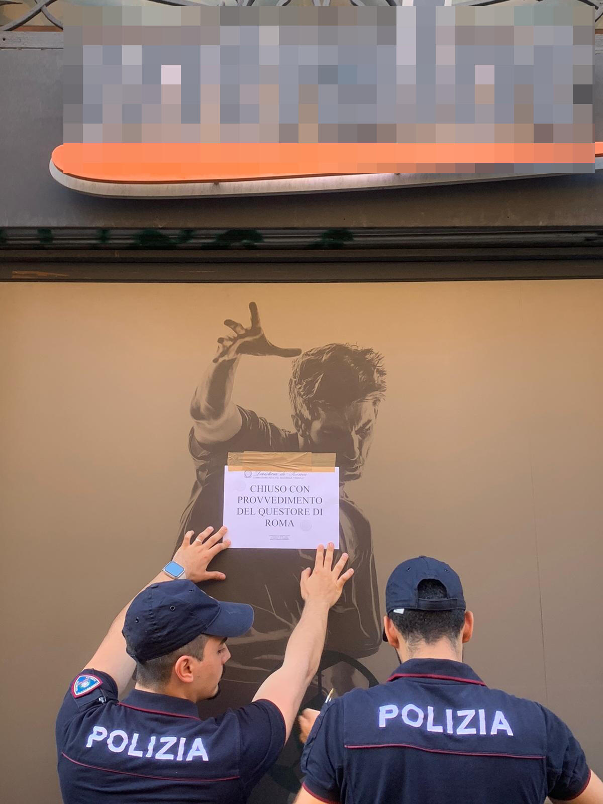 Stazione Termini, si avvicina ad una donna e le strappa la catenina d'oro: arrestato - 