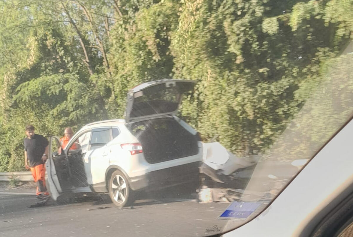 Incidente sulla Pontina, code da via del Tufetto verso Roma - 