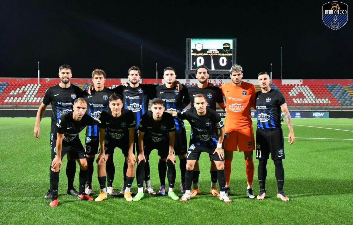Calcio di Lega Pro: questo lunedì sera il Latina in trasferta sul campo del Giugliano. - 