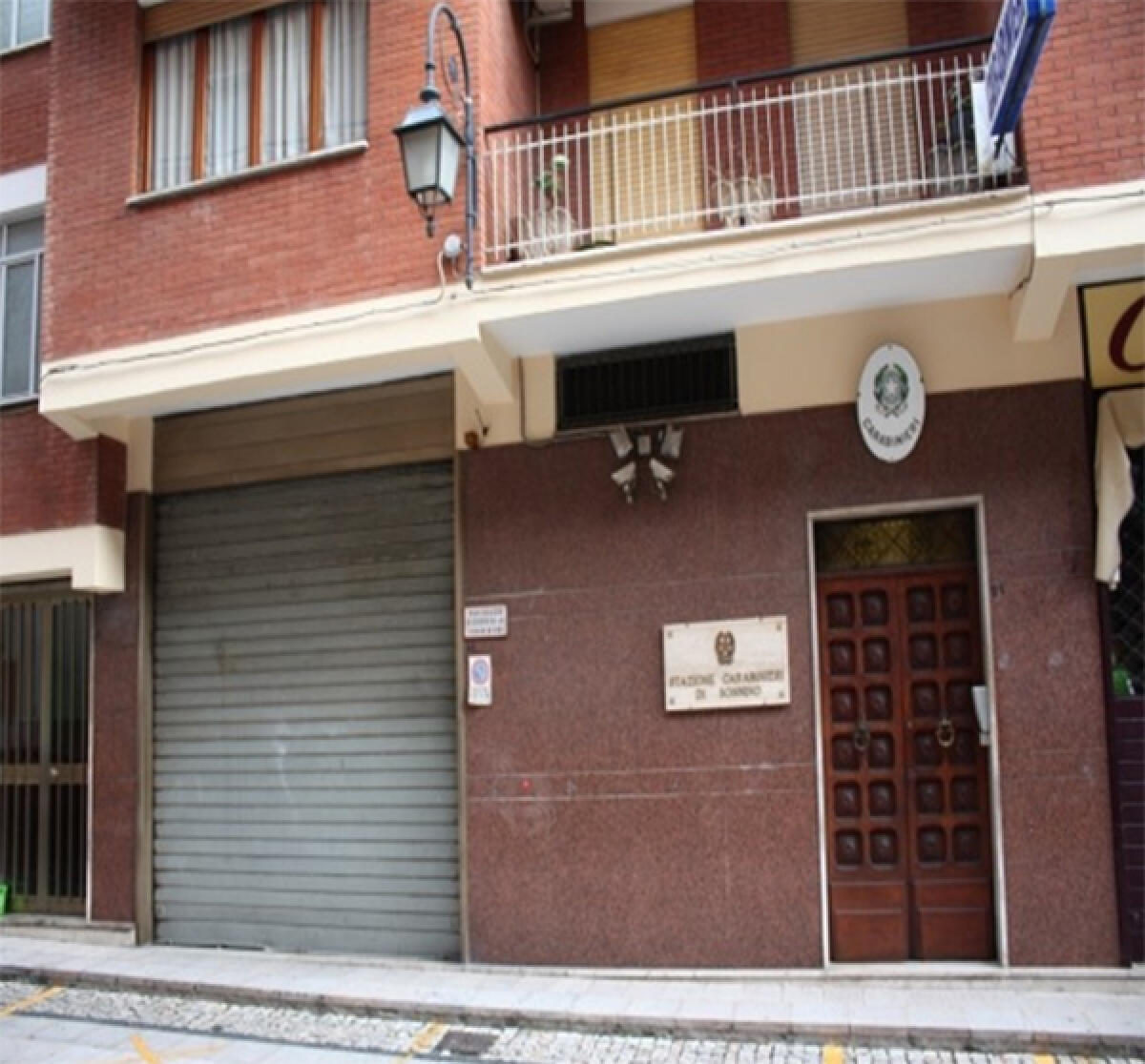 Picchia la moglie e la figlia di 7 anni: 41enne di Sonnino arrestato dai Carabinieri. - 