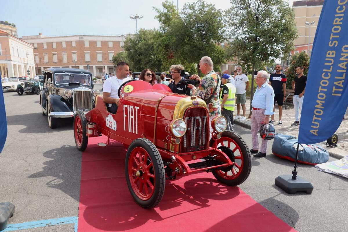 86esima edizione del Circuito dell'Agro Pontino a Latina: in mostra 33 auto realizzate tra il 1909 e il 1945 - 