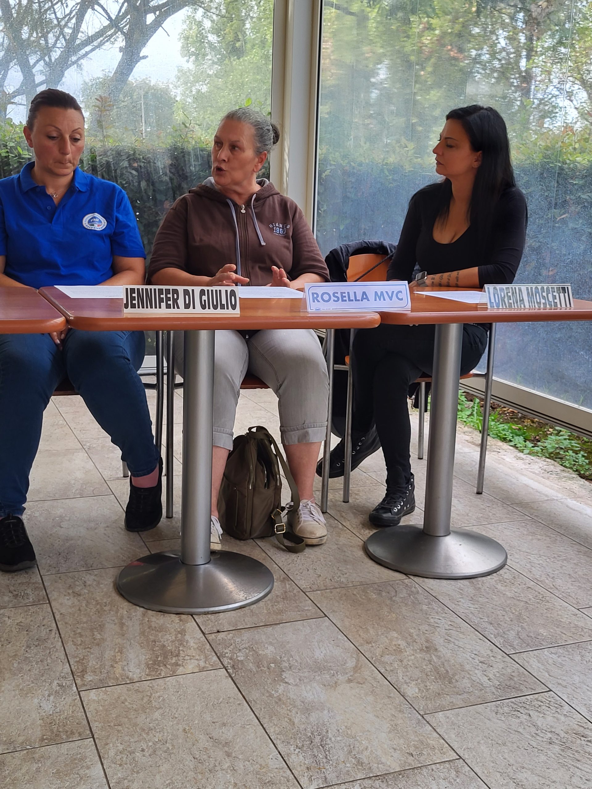 la signora Rossella dell'associazione "Meravigliosa vita da cani"