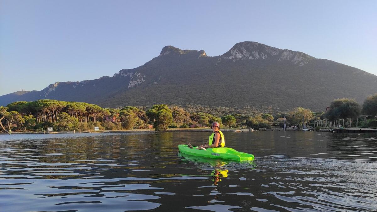Disegno in canoa sul Lago di Paola: sabato 28 ottobre la decima tappa de “Il Sentiero di Circe”. - 