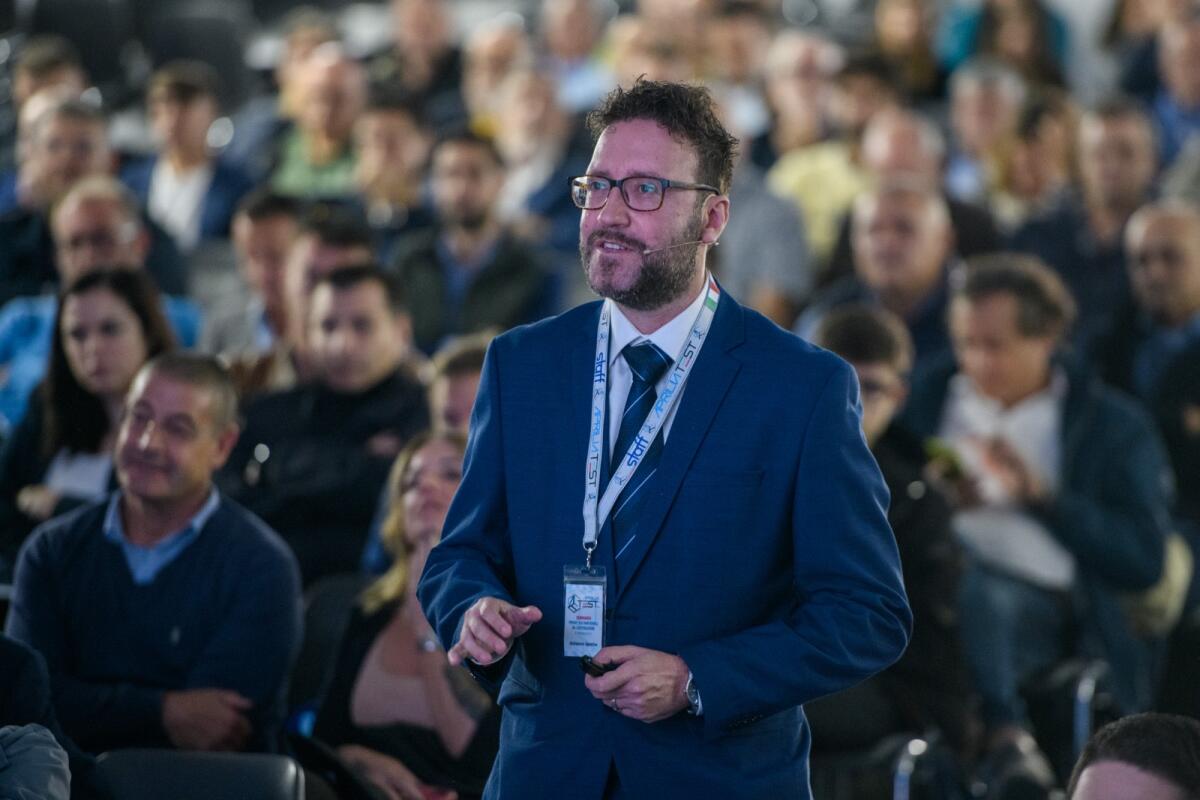 Grande partecipazione ad Aprilia al seminario dedicato alla diagnostica strutturale sui materiali da costruzione  - 