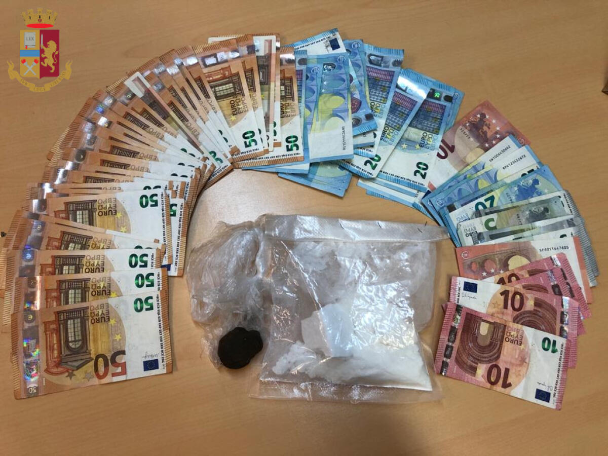 Cocaina nascosta nei giochi del bimbo, 33enne in arresto ai Castelli - 