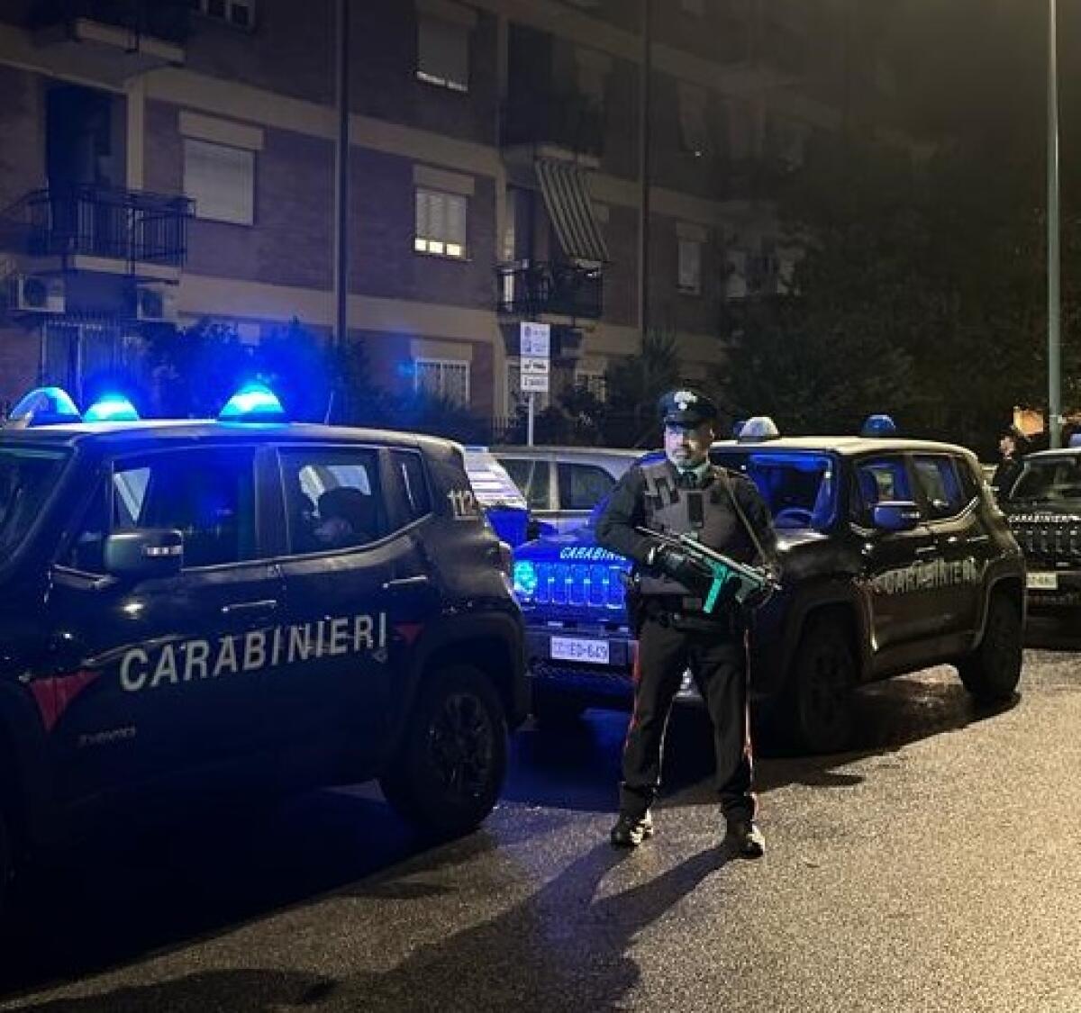 Operazione antidroga dei Carabinieri sul litorale romano, ai “lotti” di Ostia: Smantellata una piazza di spaccio. 15 indagati. - 