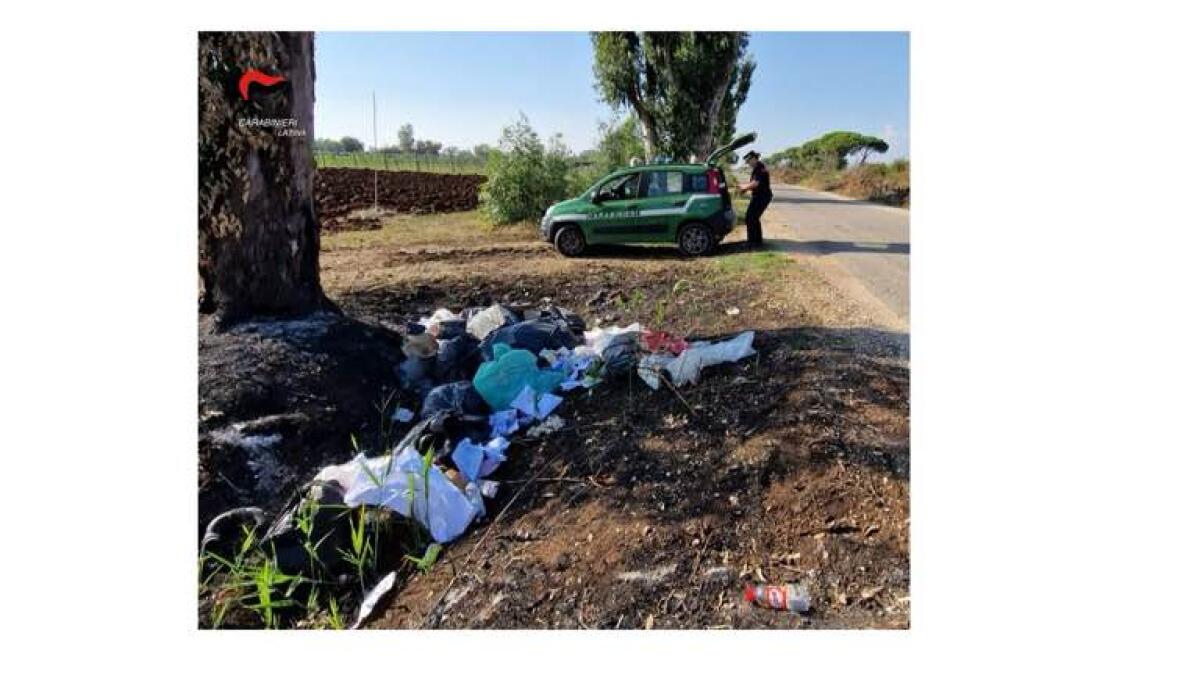 Abbandonano rifiuti, rintracciati tramite i documenti lasciati nei sacchi dal nucleo forestale di Terracina - 