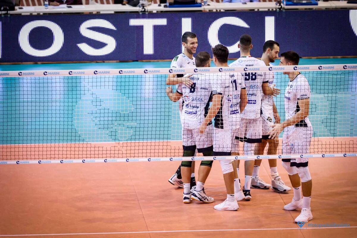 Pallavolo maschile di Superlega: Cisterna affronta Catania in diretta Rai. - 