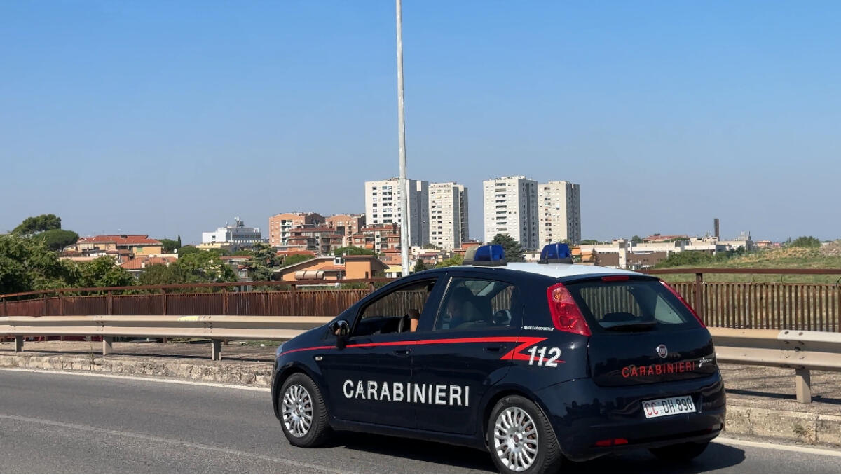 Sequestrano un cittadino del Bangladesh e chiedono 50mila euro di riscatto ai familiari: i Carabinieri di Frascati eseguono 5 decreti di fermo. - 