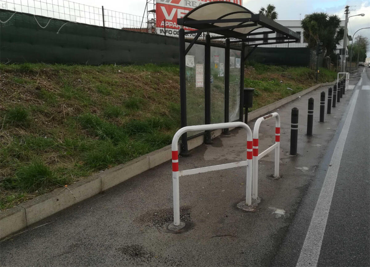 Investimento con fuga ad Aprilia all’incrocio tra la Nettunense e via della Stazione. - 